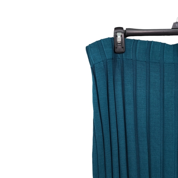 Nina Leonard Women's Knit Ribbed Midi Pencil Sweater Skirt - 1X - Picture 2 of 6